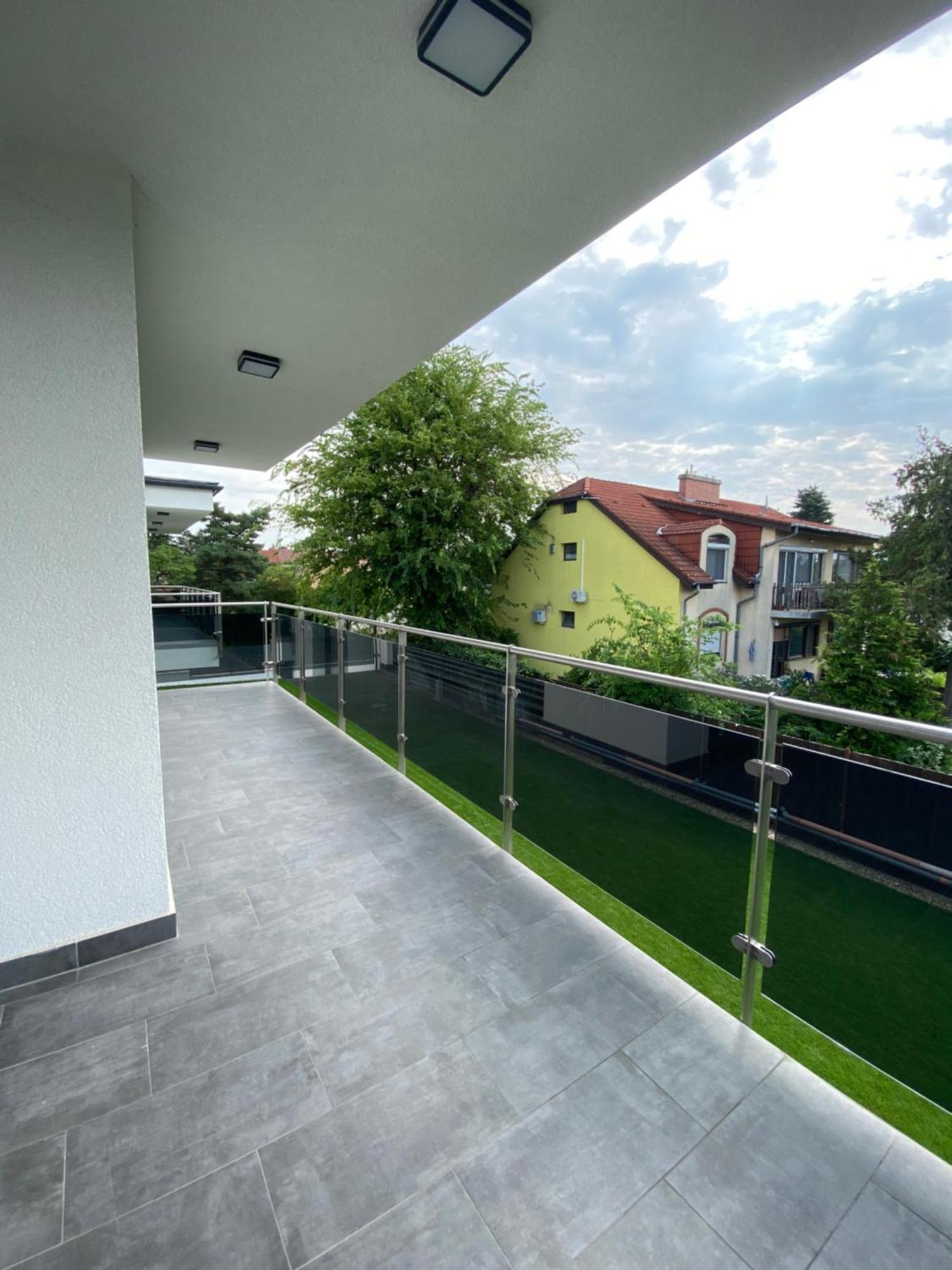 Modern Living In Budapeşte Dış mekan fotoğraf